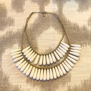 Statement necklace with teardrops